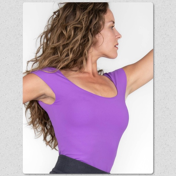 NWT Scoop Beck Top w/Shelf Bra Sz S-XXL - Picture 1 of 1